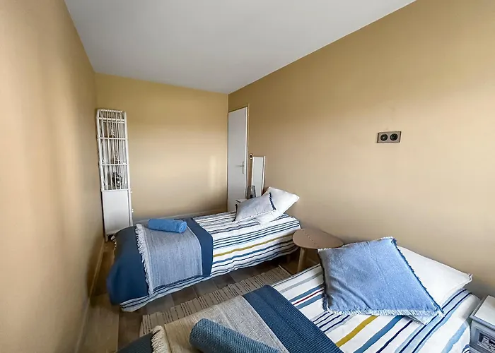 Les Pieds Dans L'eau T3 Vue Mer&parking * Agde